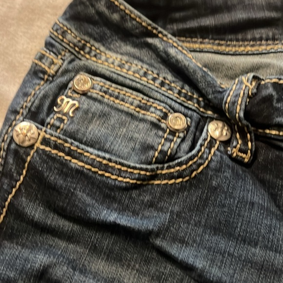 Miss Me Jeans - Picture 6 of 8